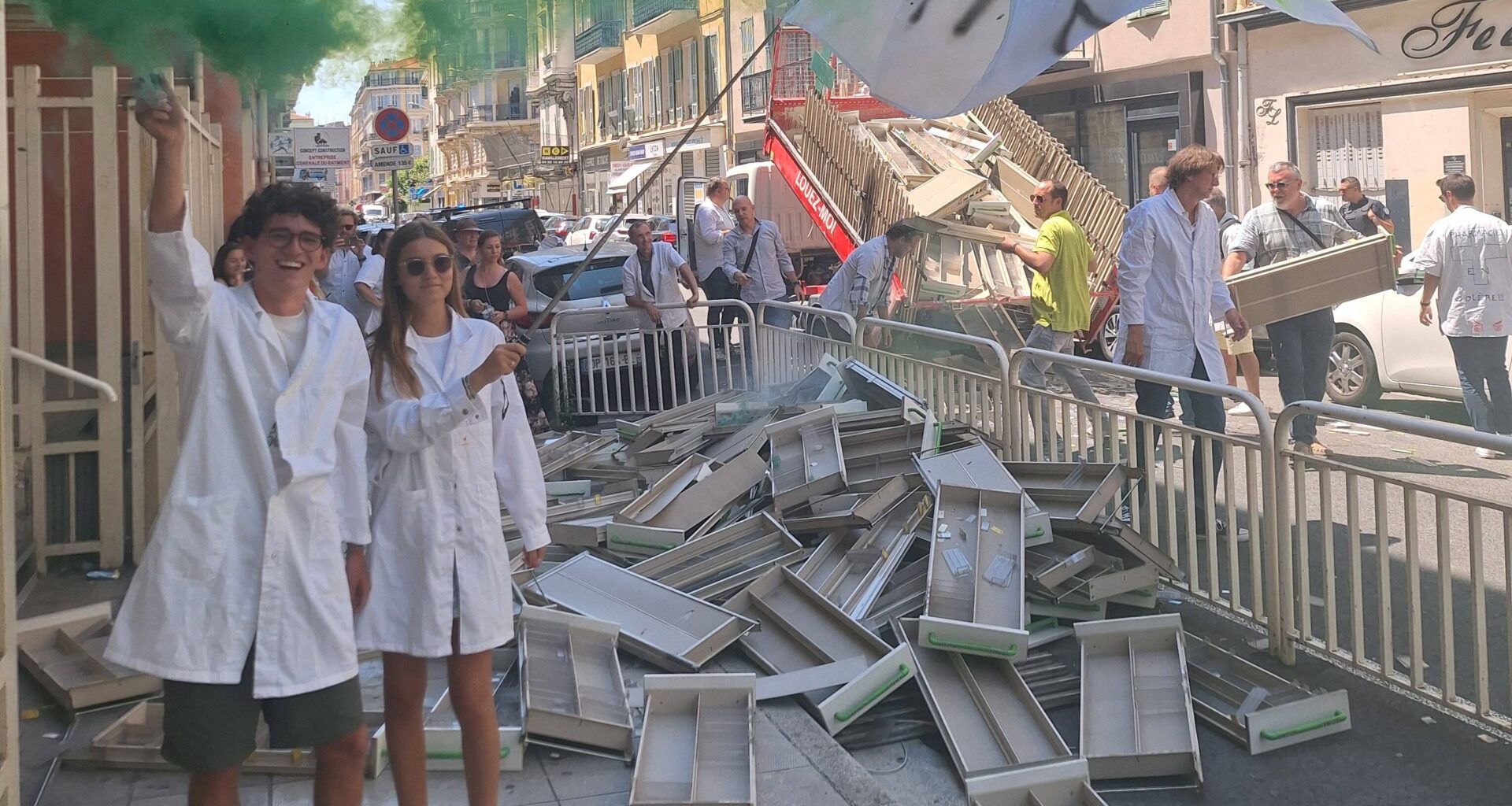 Pourquoi les pharmaciens, dentistes et kinés ont manifesté ce mardi à Nice?