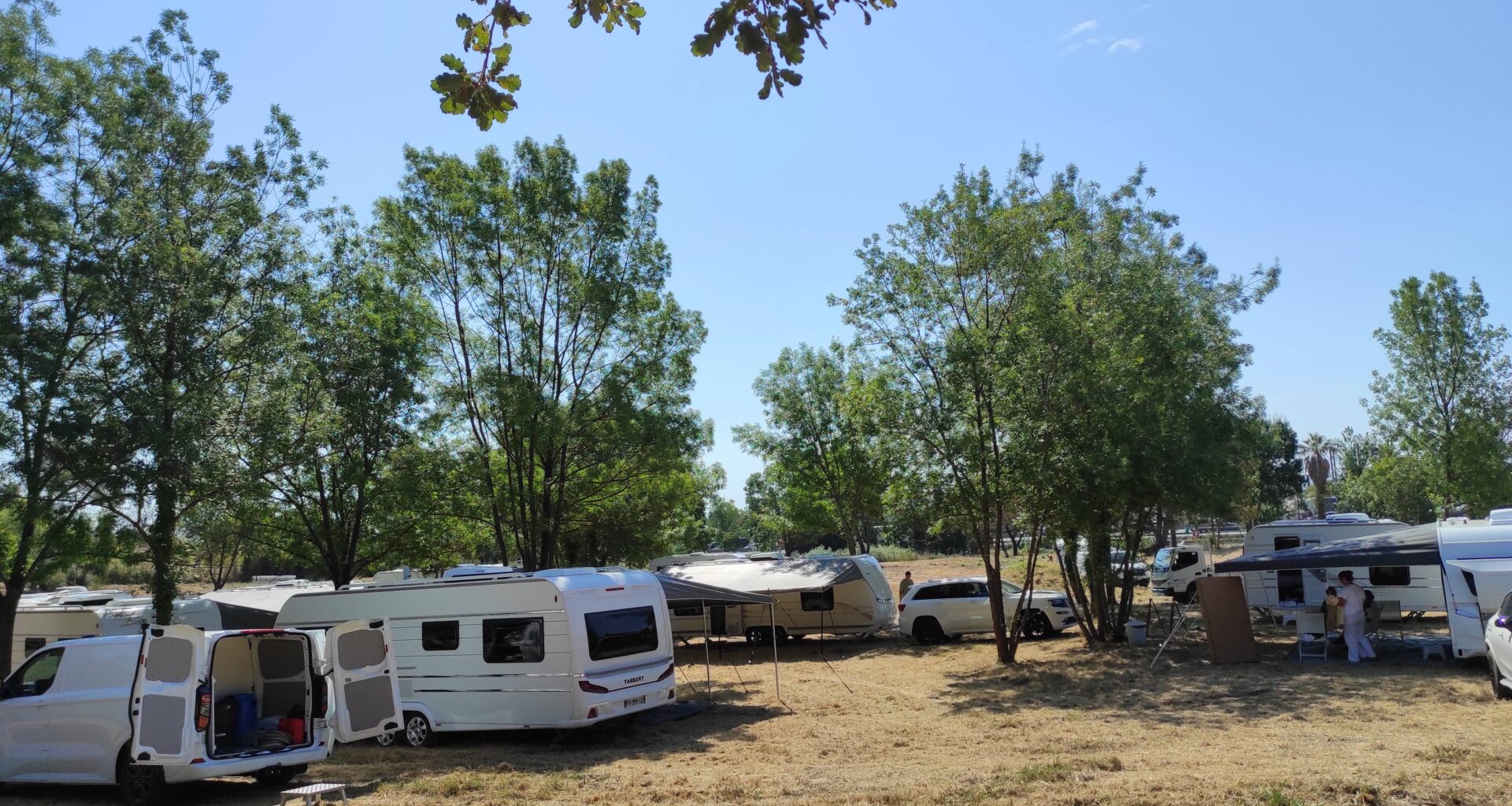 Une centaine de caravanes des gens du voyage s’installent à Cagnes-sur-Mer