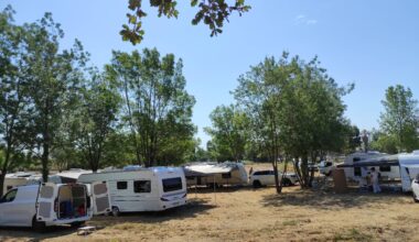 Une centaine de caravanes des gens du voyage s’installent à Cagnes-sur-Mer