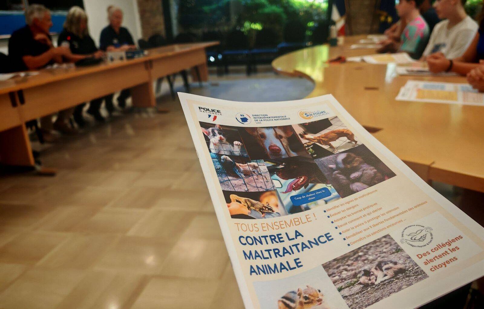 A Six-Fours, un guide a été édité pour savoir reconnaître la maltraitance animale et savoir comment y réagir