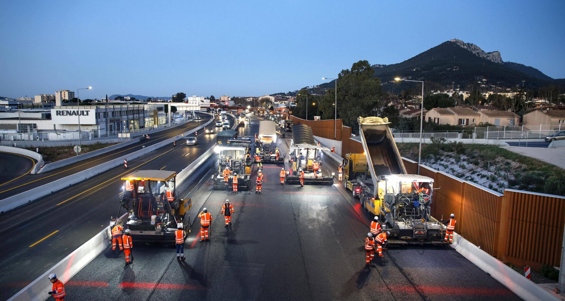 Comment le chantier l’élargissement de l’autoroute A57 à Toulon a servi de levier à l’emploi local