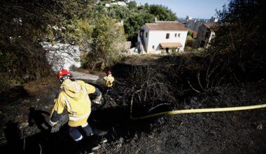 "C’est un feu criminel, c’est sûr": le feu de végétation a ravagé 1.500 mètres carrés à Cagnes-sur-Mer, trois hélicoptères mobilisés