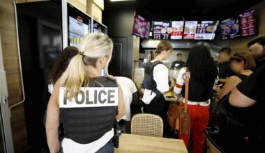 Police nationale et municipale, Urssaf, service d’hygiène... Grosse opération de contrôle de snacks et d'automobilistes à Cagnes-sur-Mer
