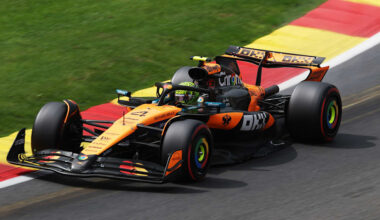 Lando Norris (25 ans) sur son McLaren à Spa-Francorchamps