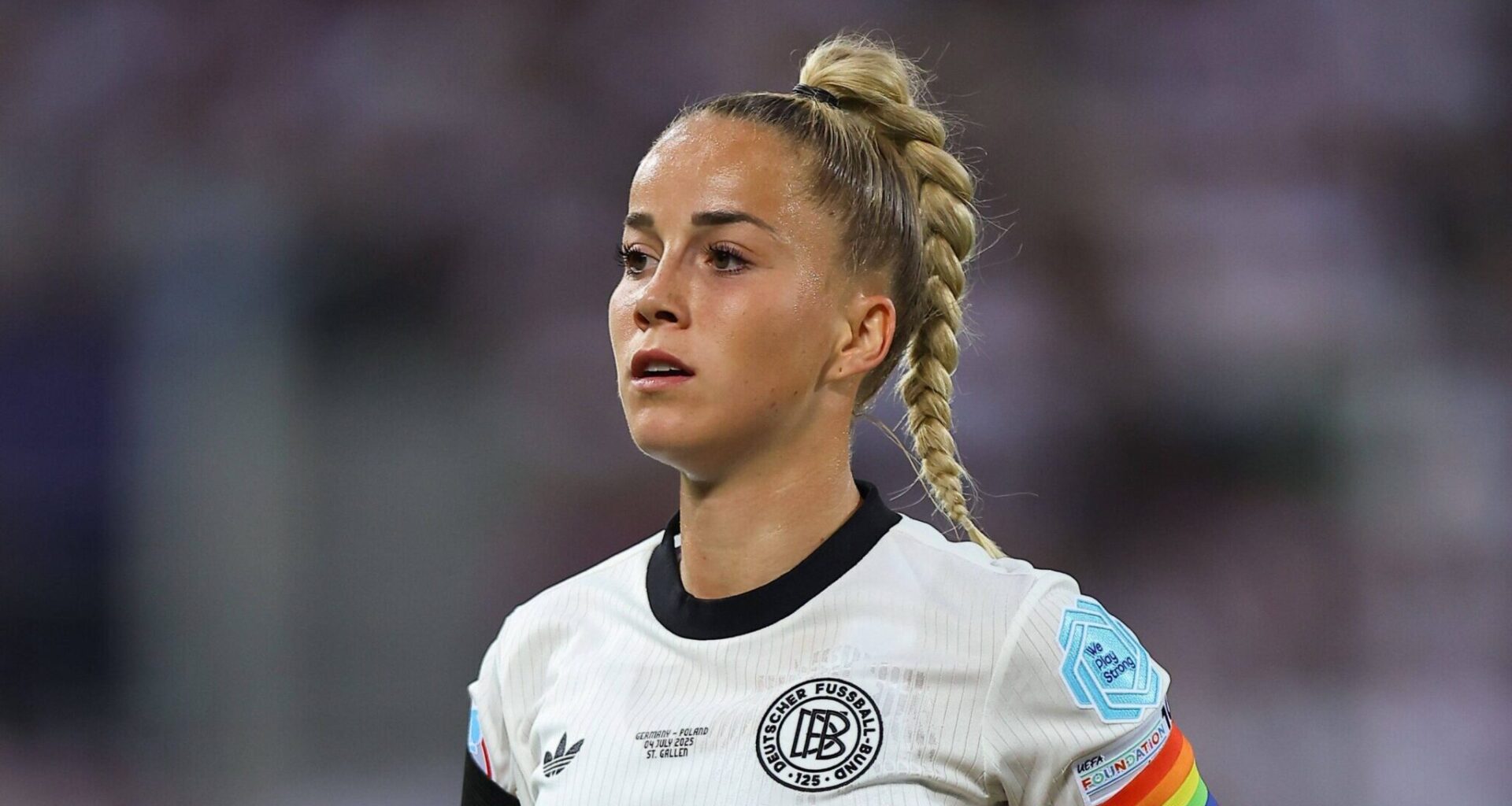 L'Allemagne perd d'entrée sa capitaine Giulia Gwinn, blessée