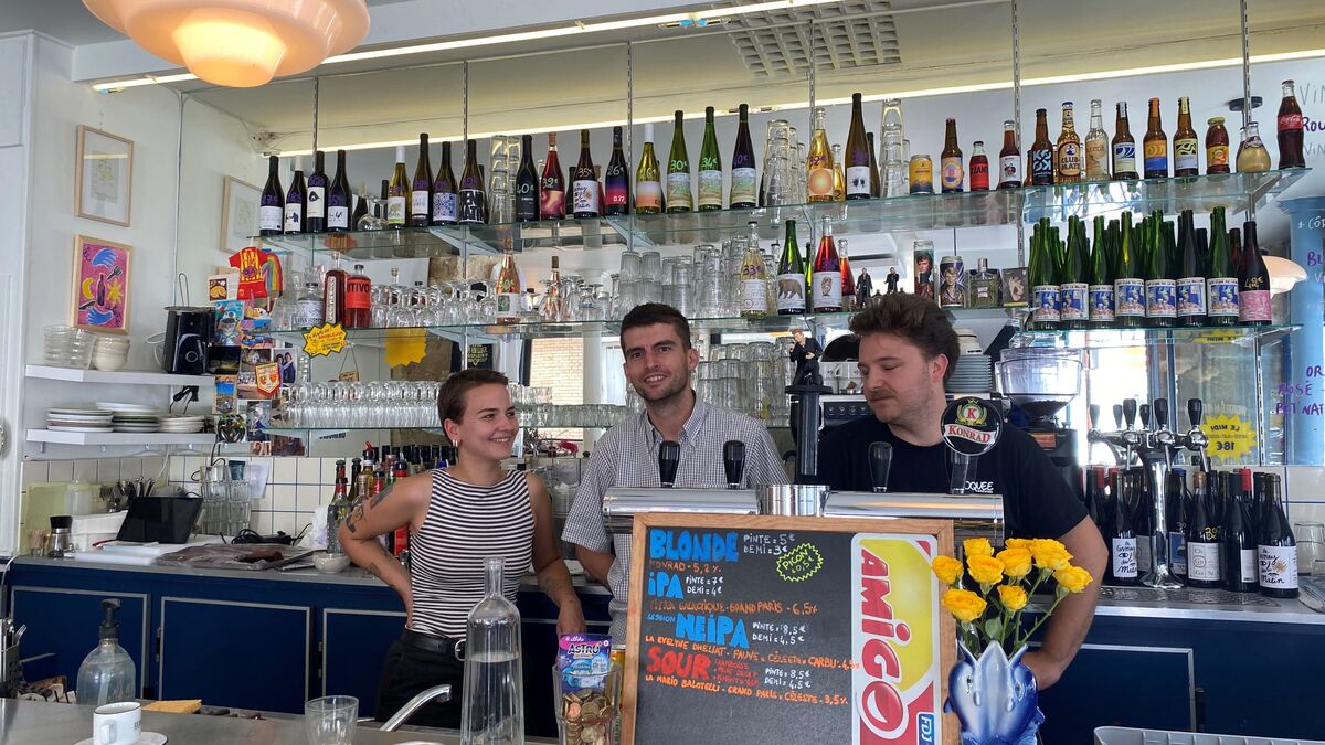 Picon bière, jeux à gratter, saucisse-purée… À Paris, ces néo-PMU (sur)jouent l’esprit bistrot populaire