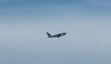 Après quatre tentatives d'atterrissage à l'aéroport de Nice, un Airbus A318-111 dérouté vers Marseille