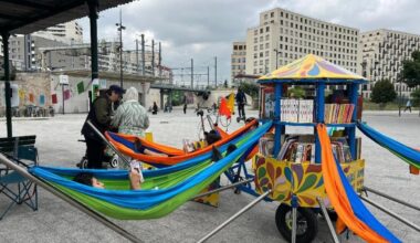 Paris : dans le XIXe, cette bibliothèque mobile amène « le livre vers l’enfant »
