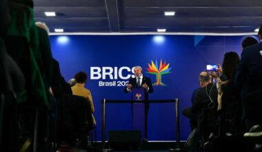 Lula tient tête à Trump sur les droits de douane, l’Iran et le dollar – Libération