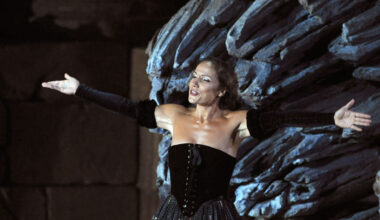 « Quel chagrin » : la cantatrice Béatrice Uria-Monzon, « immense Carmen », est morte à 61 ans