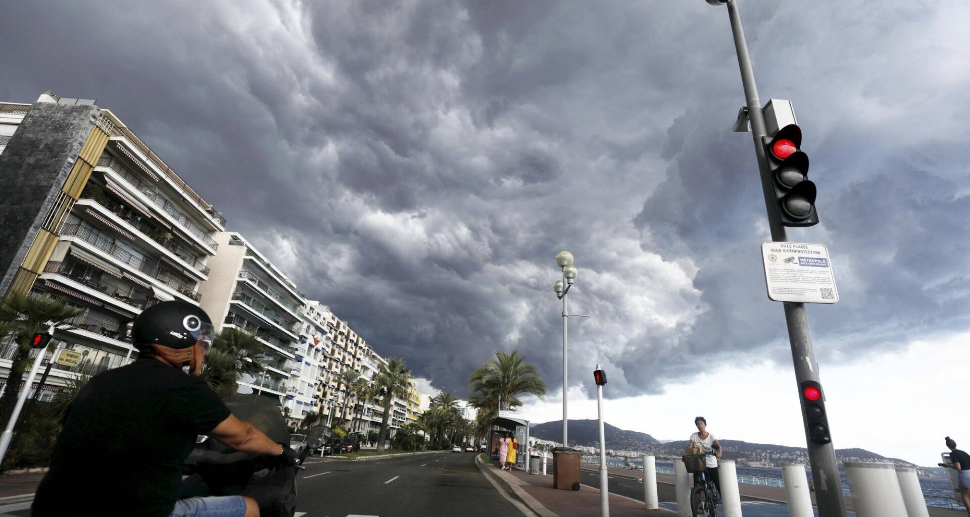 Les Alpes-Maritimes placées en vigilance jaune orages, voici à quoi s'attendre samedi 26 juillet