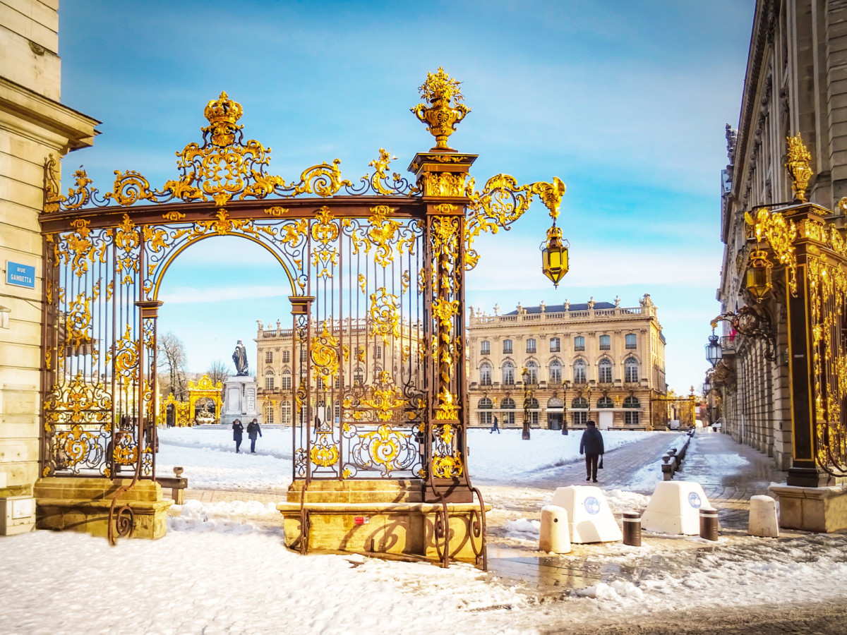 Nancy sous la neige © French Moments