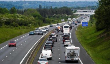 INFOGRAPHIE. Voiture, train ou avion : le match des départs en vacances
