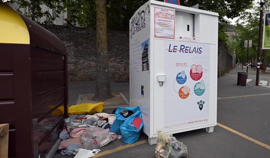 En difficulté, Le Relais suspend ses collectes de textiles