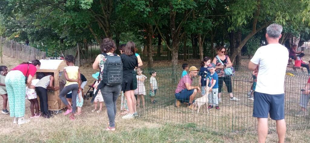 La Petite ferme fait une halte à Plaisance ce lundi après-midi