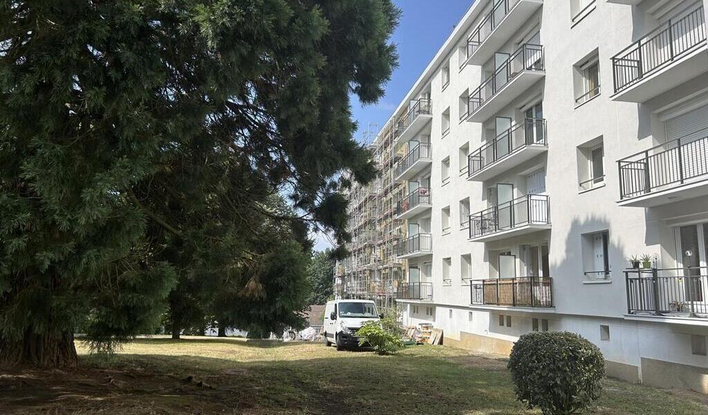 Les pompiers au secours d’un ouvrier victime d’un malaise sur un échafaudage à Nantes