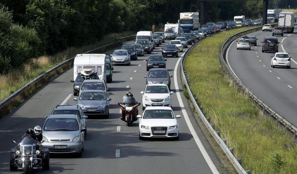 Info routes : de nombreux ralentissements et bouchons ce samedi 26 juillet en Loire-Atlantique .