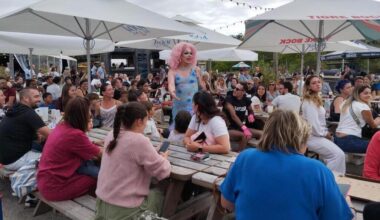 EN IMAGES. Le show des drags ambiance la guinguette près de Nantes