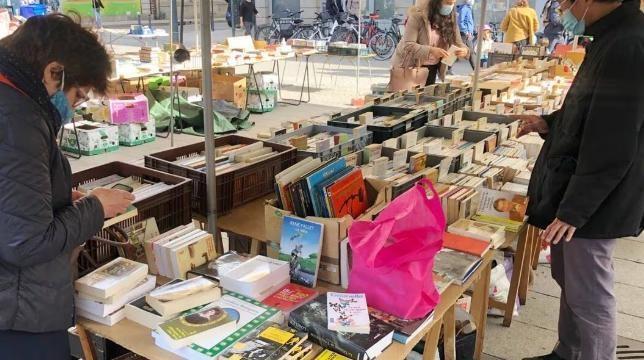 Il menace de mort un bouquiniste à Rennes et s’enfuit sur une trottinette, pourchassé par la