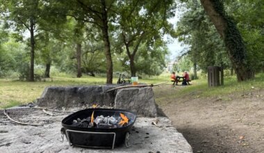 Une envie de grillades, cet été ? On vous aide à trouver des barbecues en accès libre à Nantes