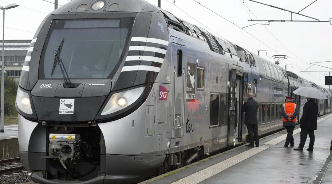 Percutée par un train, une femme décède dans le sud de l’Ille-et-Vilaine : la circulation