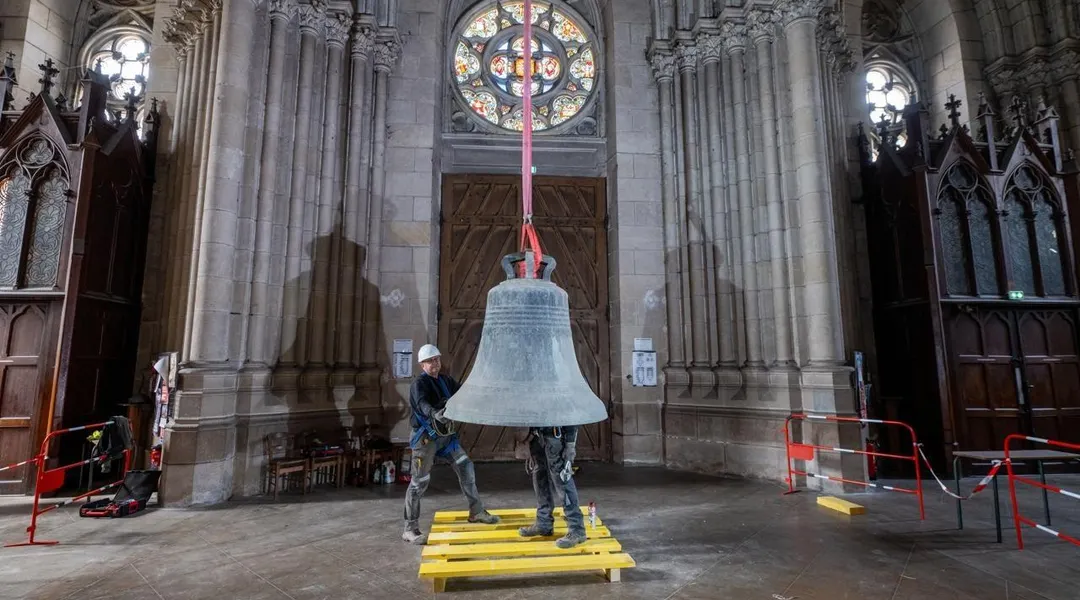 L’église Saint-Clément a perdu des cloches : les premières images d’un chantier colossal
