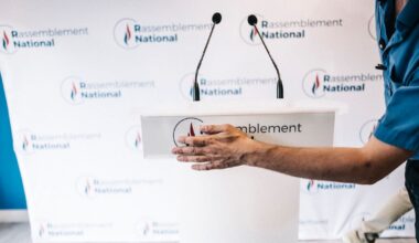 Perquisition en cours au siège du RN, annonce Jordan Bardella – Libération