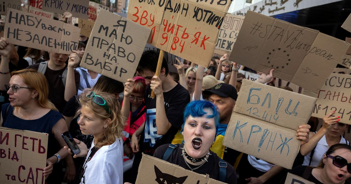 par un soir d’été, Zelensky réveille l’esprit de Maidan – Libération