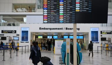 A Nice, des plans de vacances perturbés par la grève des contrôleurs aériens, qui dénoncent «la casse du service public» – Libération