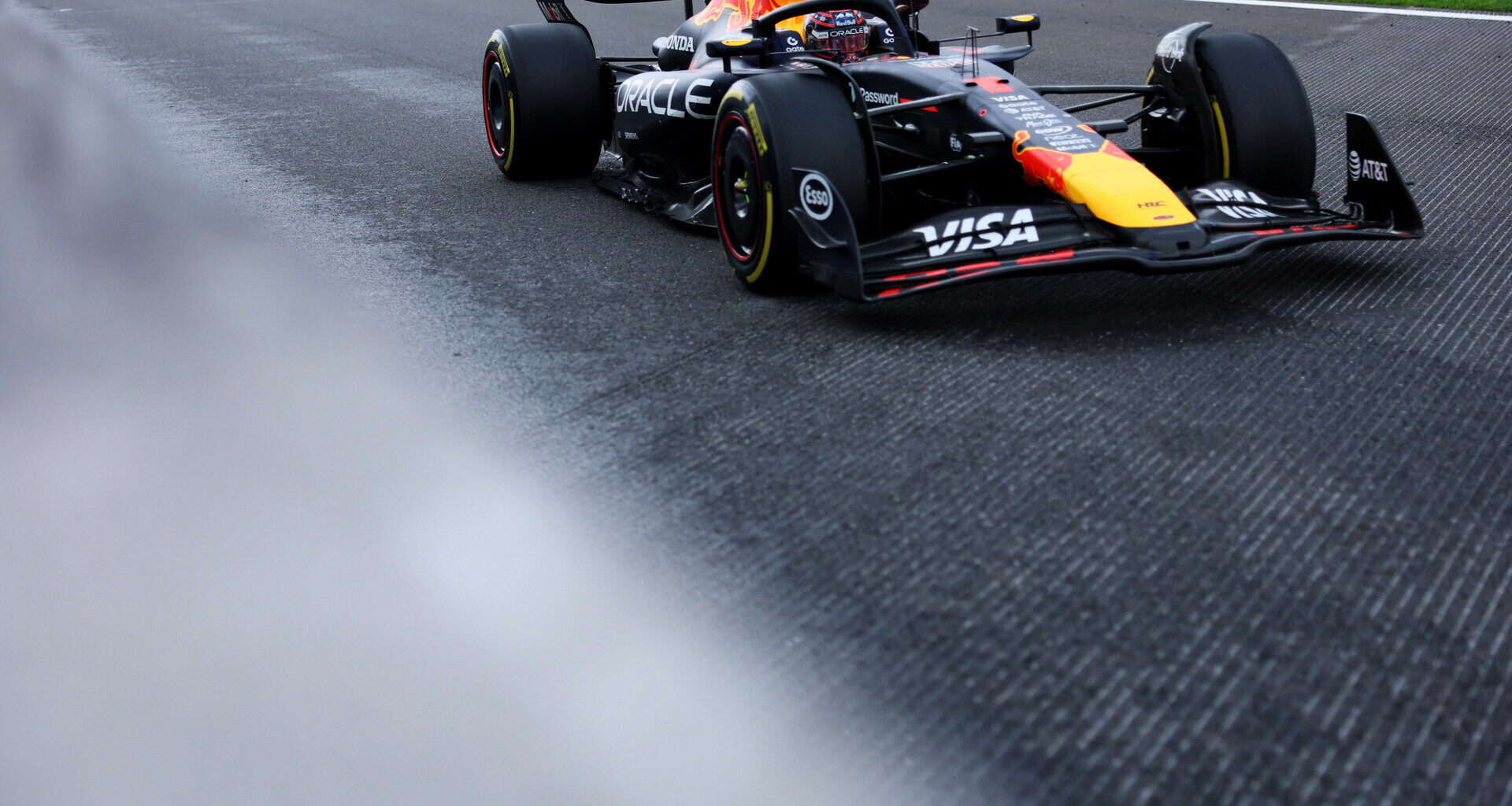 F1