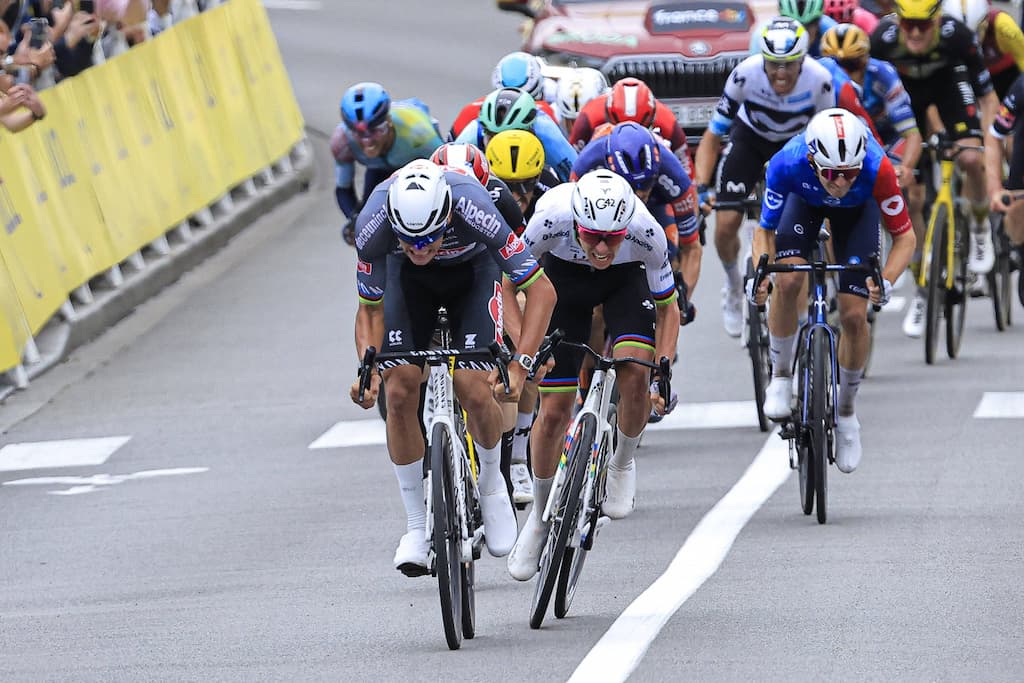 Une équipe du Tour de France se fait dérober onze vélos © /IPA/SIPA