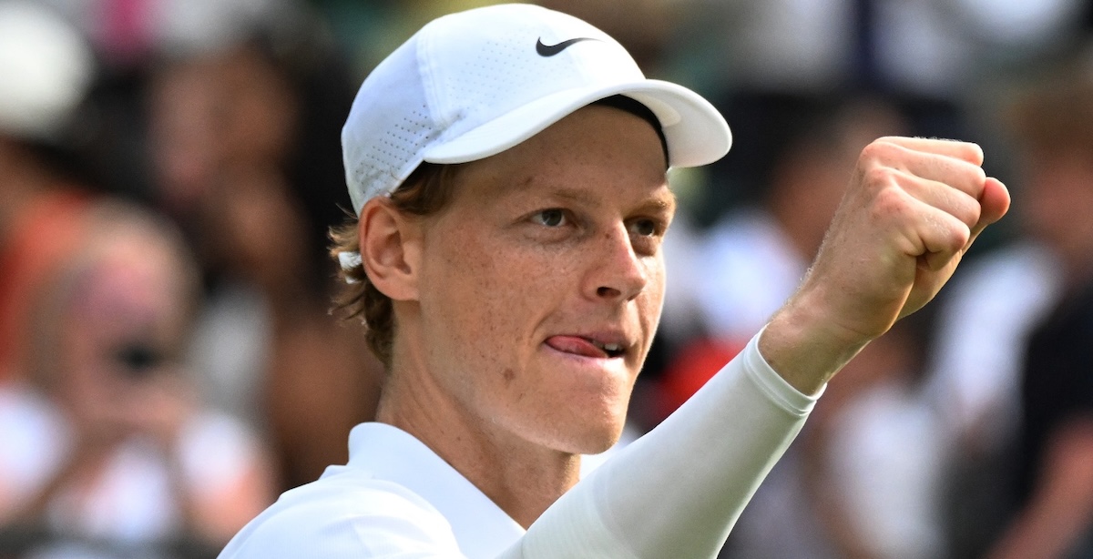 Wimbledon > Mats Wilander : "Tout le monde ne peut pas jouer au tennis comme Alcaraz, cela exige des capacités rarissimes. En revanche, tout le monde peut tenter de jouer comme Sinner, ce qui ne réclame pas en soi un talent exceptionnel, mais un investissement total"