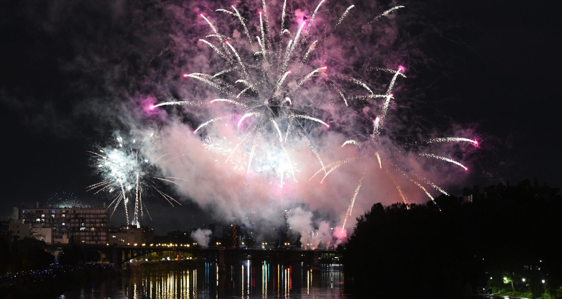 14 juillet 2025 : un feu d’artifice à Courbevoie, un autre à Puteaux pour la Fête nationale