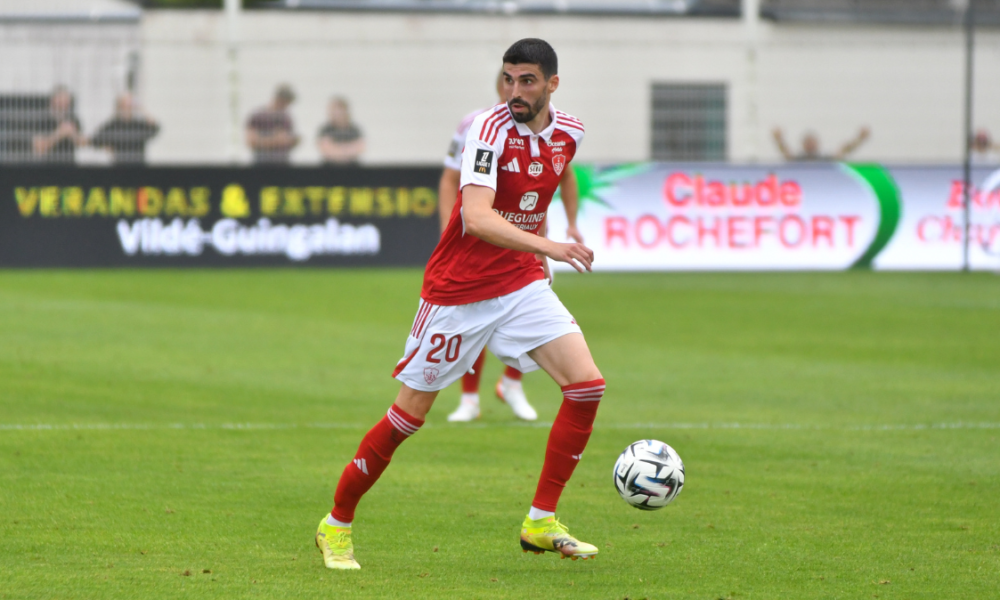 Lyon veut doubler Rennes pour Pierre Lees-Melou