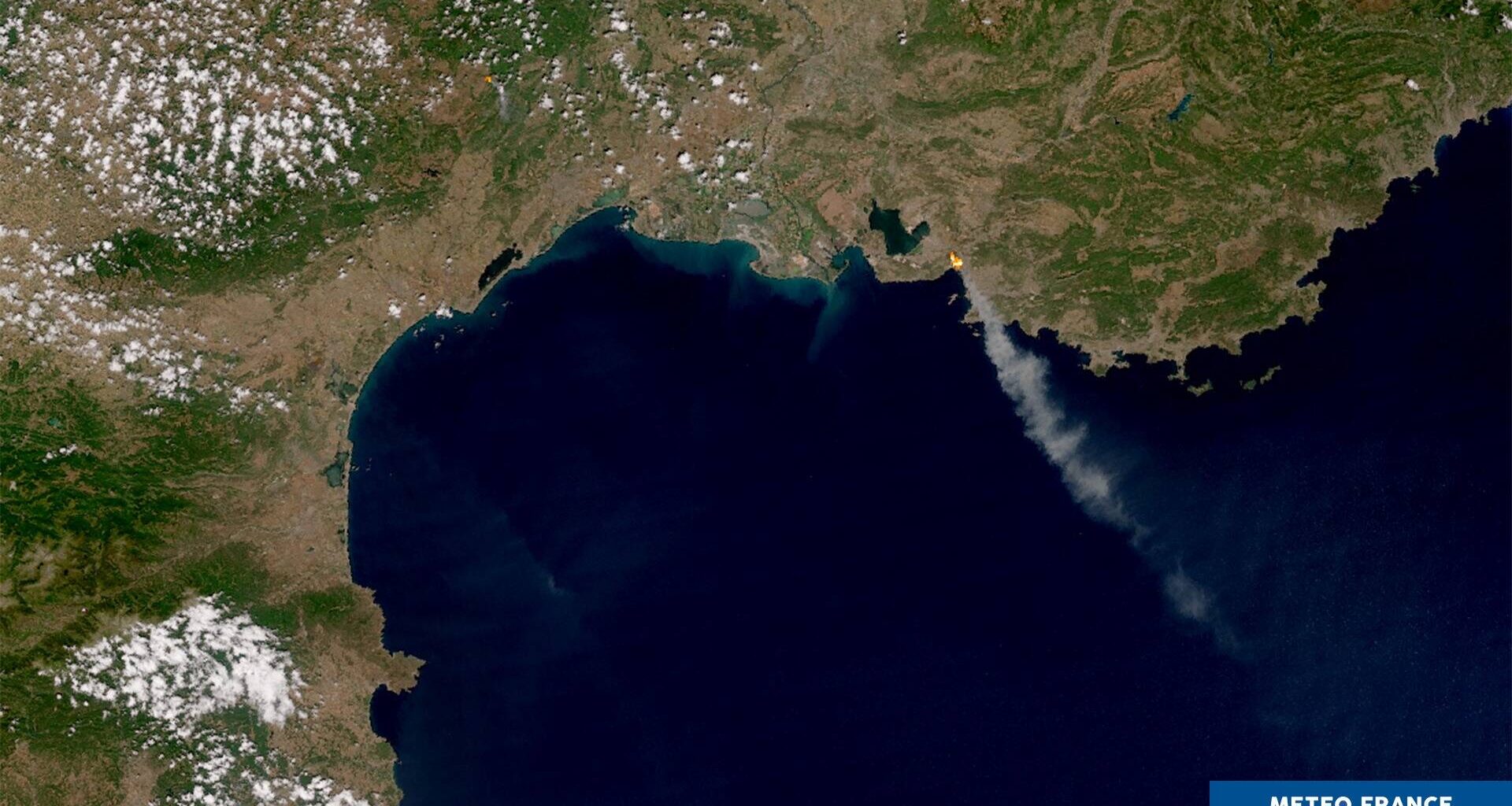 La fumée de l'incendie à Marseille va-t-elle bientôt atteindre le Var et les Alpes-Maritimes?