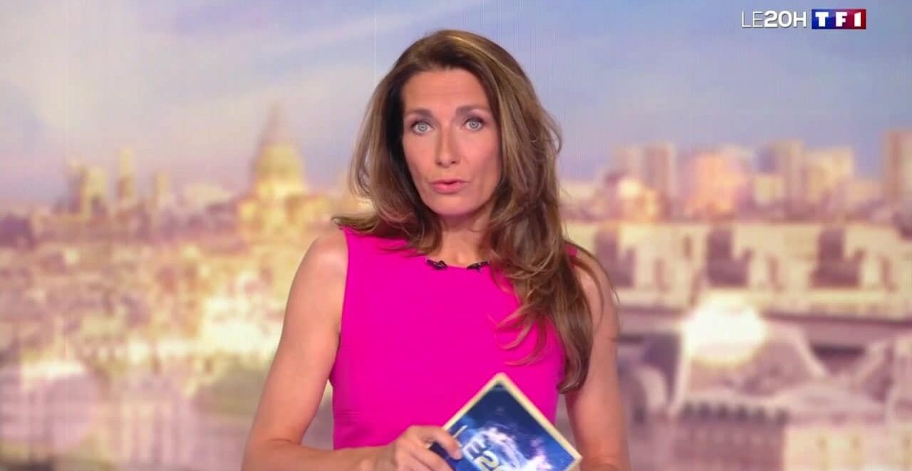 Anne-Claire Coudray remplace Audrey Crespo-Mara en urgence et repousse ses vacances d’été : faut-il s’inquiéter ?