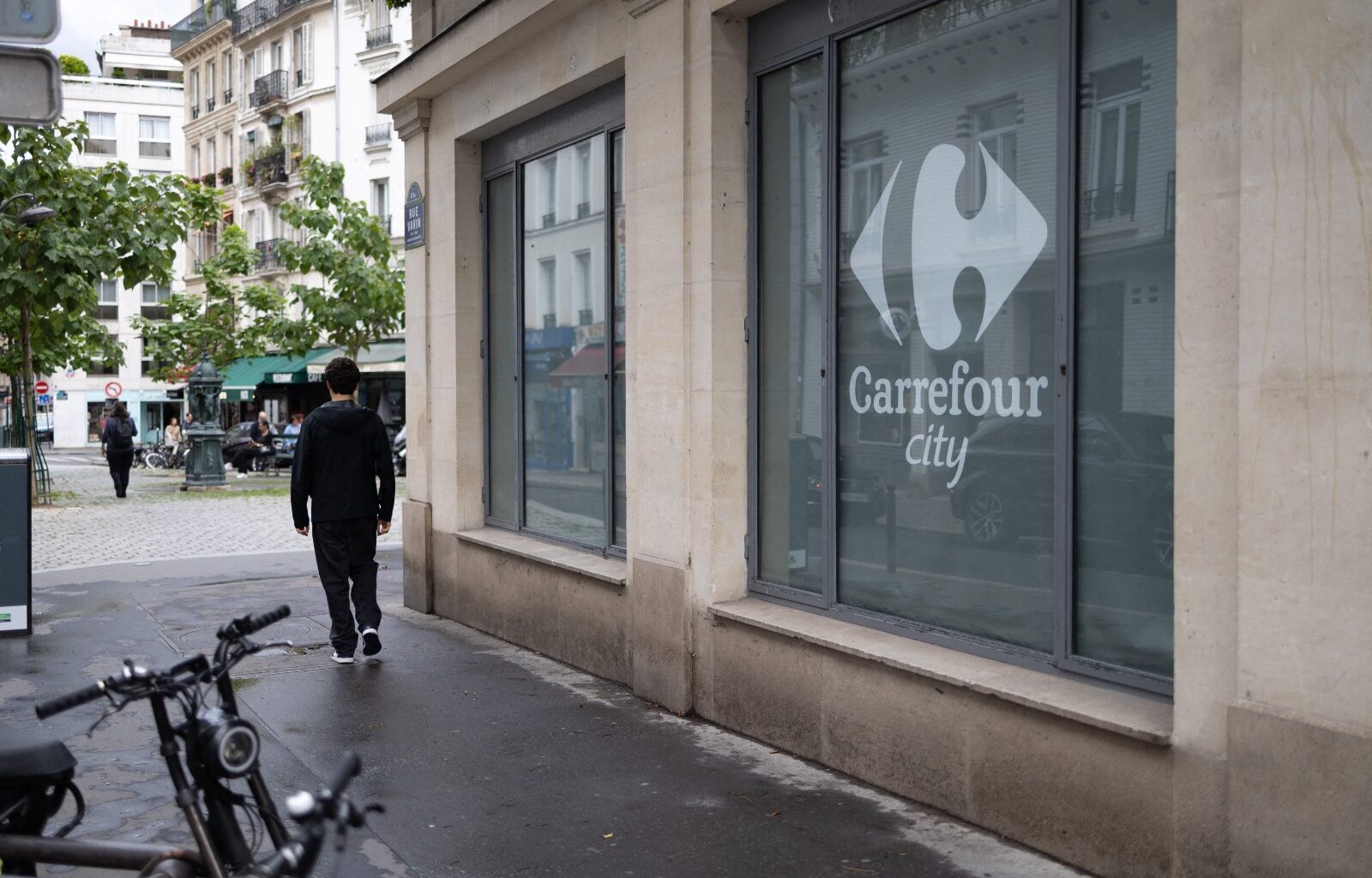 Au « village des enfants gâtés » : la pétition contre un Carrefour City à Paris, symbole de la sécession des riches ?