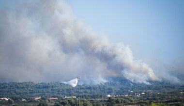 Hérault : un incendie se déclare entre Sète et Montpellier en raison de travaux de soudure, 500 pompiers mobilisés