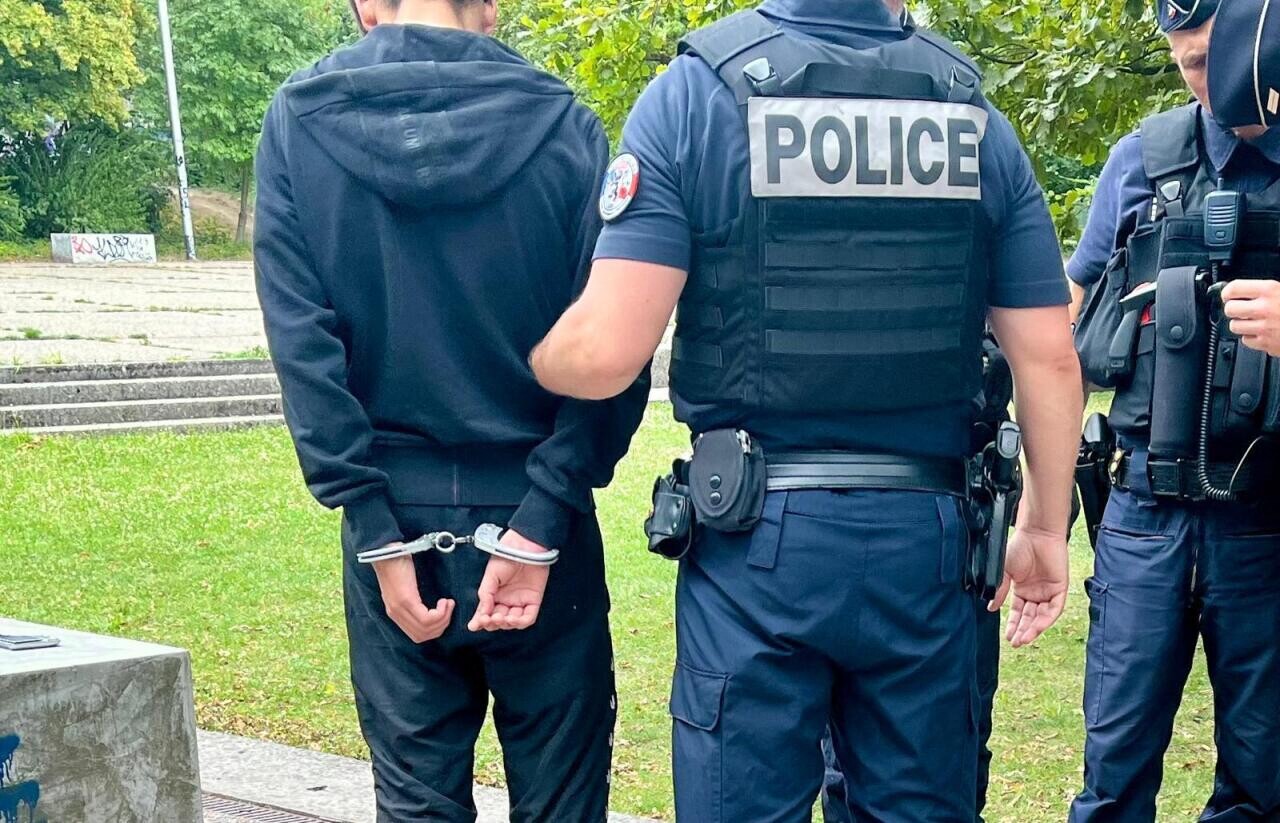 Violences, refus d'obtempérer, policier légèrement blessé… À Rennes, la police très mobilisée ce week-end