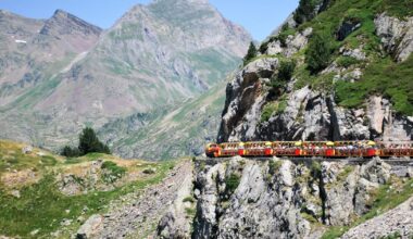 Dans les Pyrénées, le train touristique le plus haut d’Europe rêve à un bel avenir
