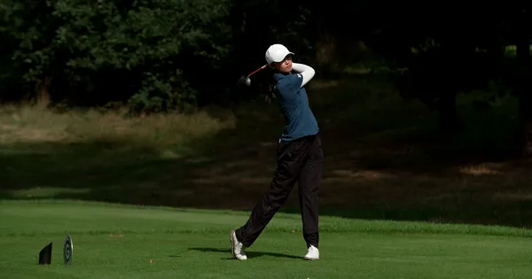 Championnat d'Europe individuel Dames : Kong à deux coups de la tête
