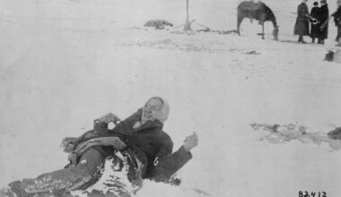 En 1890, “les guerres indiennes” aux Etats-Unis s’achèvent par le bain de sang de Wounded Knee