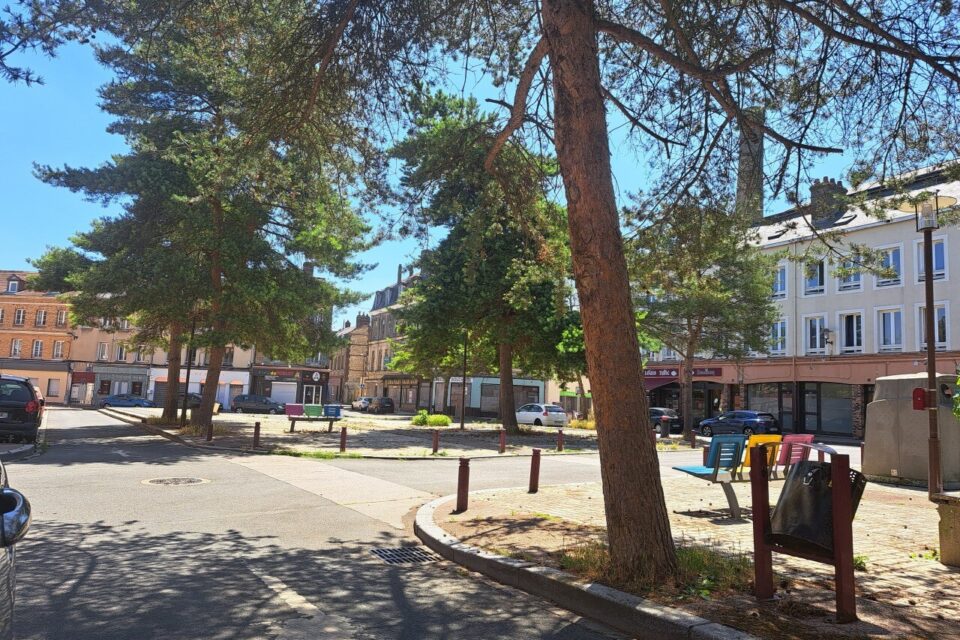 Elbeuf place de la République