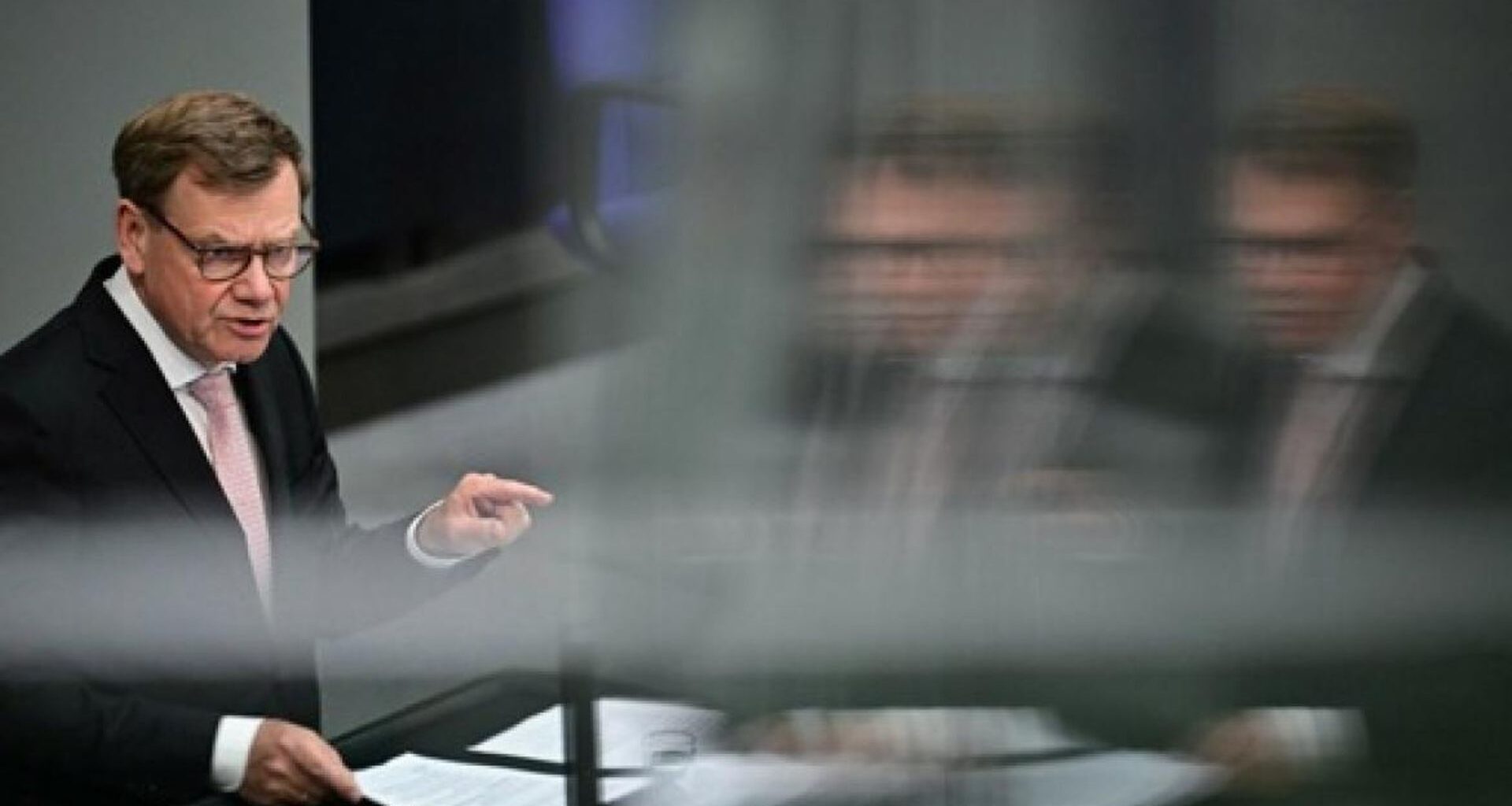 Un Danois suspecté d’avoir espionné des cibles juives à Berlin extradé en Allemagne