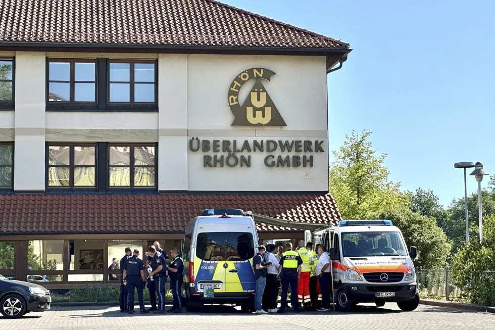 Un jeune homme de 21 ans attaque ses collègues au couteau en Allemagne, un mort