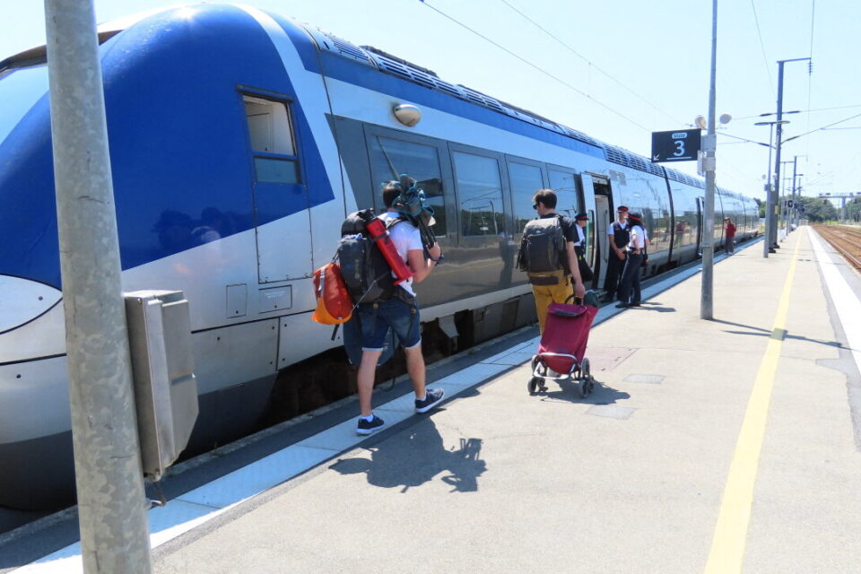 Le Tire-Bouchon, train disponible en saison estivale entre Auray-Quiberon. Ici en gare d'Auray. TER BreizhGo morbihan