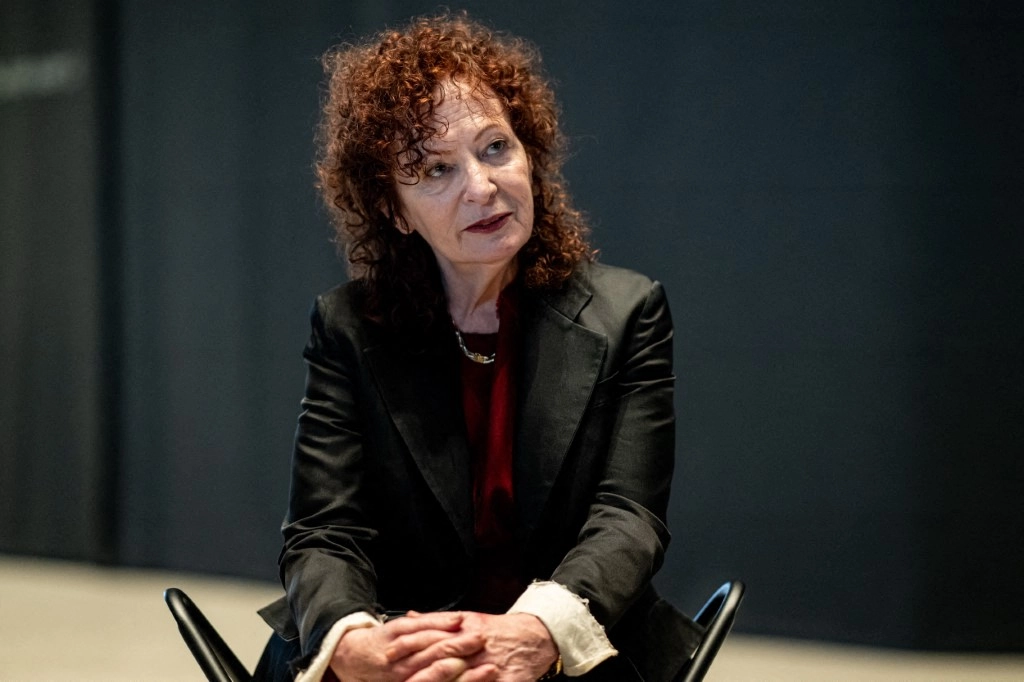 comment la photographe Nan Goldin a perdu la vue