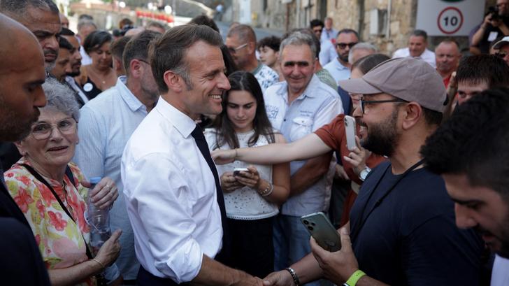 Le président Emmanuel Macron était au chevet des éleveurs, lors d’une visite d’une journée à Roquefort-sur-Soulzon, le 3 juillet 2025. (Photo d’illustration)