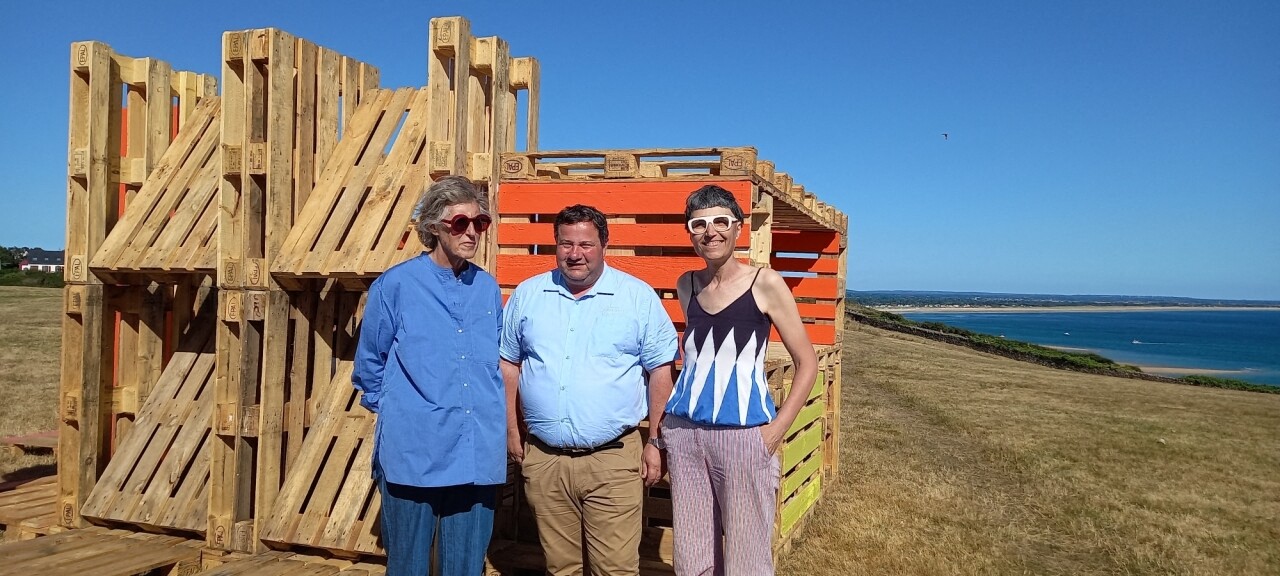 Une architecte mondialement connue construit une drôle de structure sur le littoral du Cotentin