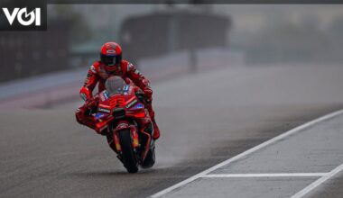 Marquez Raih Pole sur une piste humide